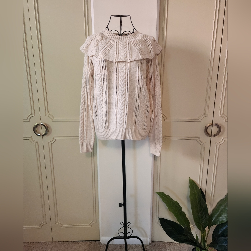 ASOS Vero Moda Off-White Cable Knit Sweater Size Small